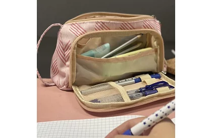 Etui școlar - penar roz cu model