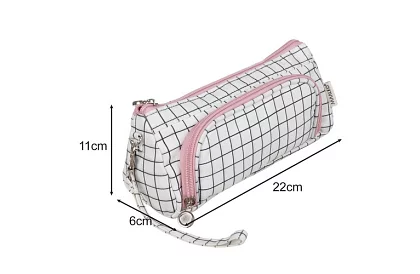 Etui școlar - penar cu carouri