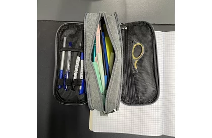 Cutie școlară extensibilă - penar gri