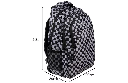 Rucsac cu o capacitate de 30 de litri – tablă de șah