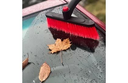 Răzătoare telescopică pentru feronerie cu perie pentru zăpadă