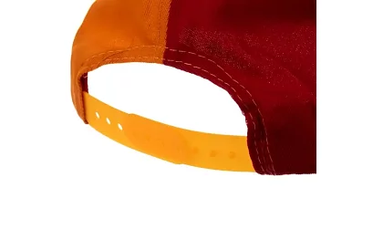 Căciulă de baseball colorată cu elice