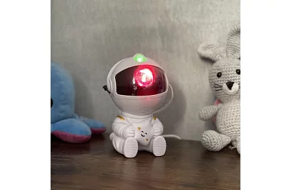 Proiectorul stelar – Astronaut