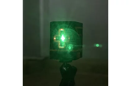 Nivelă laser - laser de nivelare în cruce