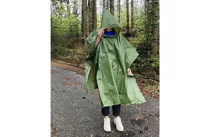 Poncho impermeabil pentru ploaie - verde