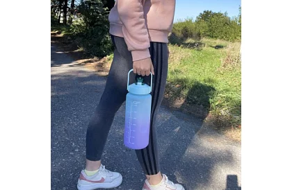 Sticlă mare de apă motivațională 2000 ml