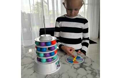 Joc de abilități pentru copii - Pinguin pe turn