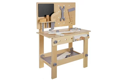 Masă de lucru din lemn cu unelte