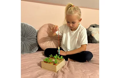 Joc educativ din lemn 2în1 – grădină magnetică