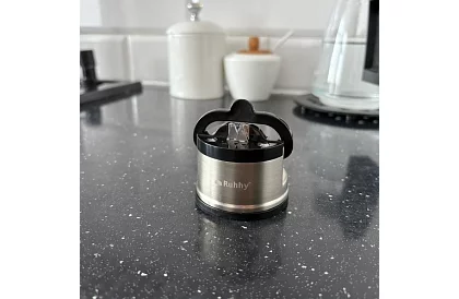 Ascuțitor profesional pentru cuțite și foarfece