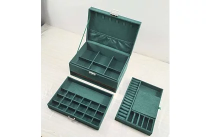 Cutie elegantă din catifea – verde