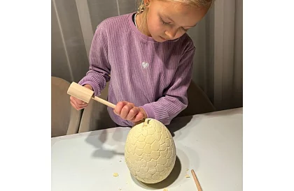 Ouă de dinozaur 15 cm - mic arheolog