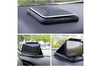 Suport pentru telefon pe tabloul de bord al mașinii