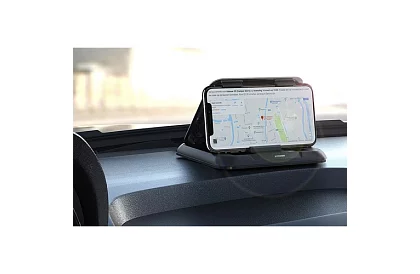 Suport pentru telefon pe tabloul de bord al mașinii