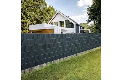 Bandă de umbrire pentru gard antracit - panou 700 g/m2 - 19 cm × 26 m