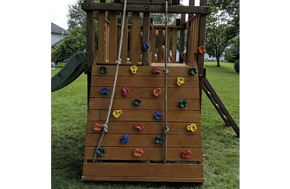 Prindele de escaladă – set de escaladă pentru copii 20 de pietre + 2 mânere