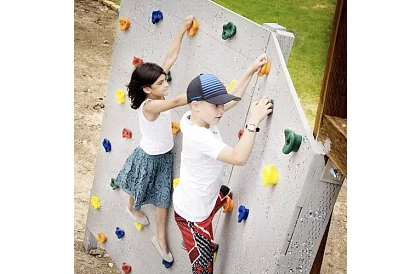 Prindele de escaladă – set de escaladă pentru copii 20 de pietre + 2 mânere