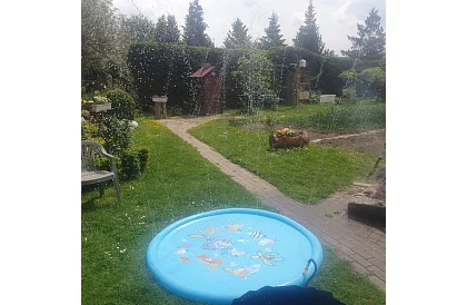 Bazină de apă pentru copii cu fântână