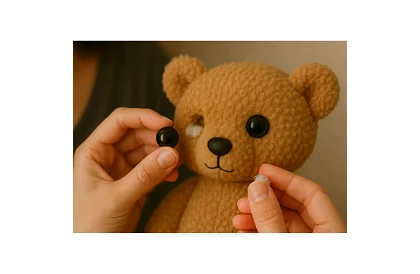 Ochi și nasuri pentru plușuri – set de 560 de bucăți + husă