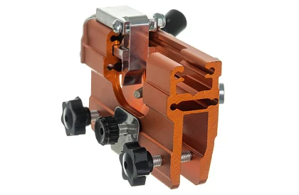 Brusca – ascuțitor manual pentru dinții feronerie de lanț