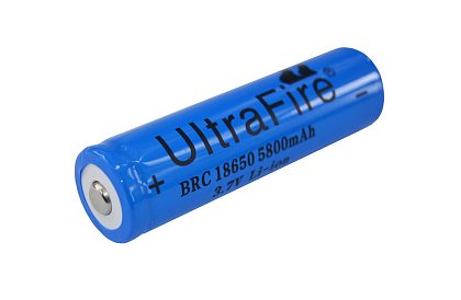Baterii pentru lanterne frontale - Ultra Fire - 18650 - 3.7 V