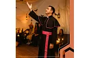 Costumul episcopal pentru adulți – sutana, mantie și fâșie liturgică