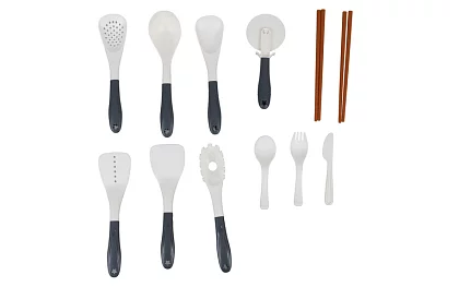 Set de veselă pentru copii și ustensile de bucătărie