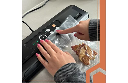 Masina de sudura cu vacuum pentru folii 110 W + accesorii