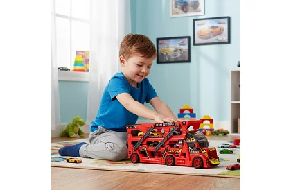 Camion cu remorcă pentru transportul vehiculelor + 6 mașini