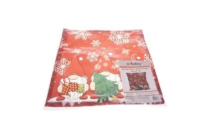 Pernă decorativă 45 × 45 cm – motiv gnomi