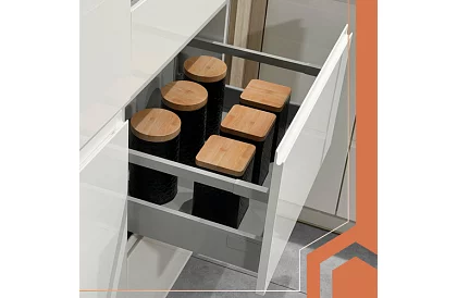 Saltea antiderapantă pentru sertare 500 × 50 cm – gri