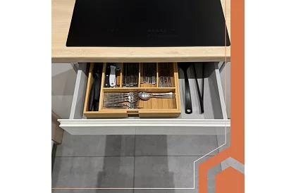 Saltea antiderapantă pentru sertare 500 × 50 cm – gri