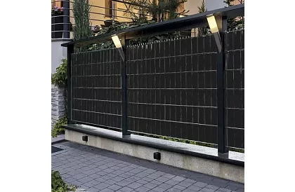 Bandă de umbrire pentru gard neagră – panou 450 g/m2 + cleme