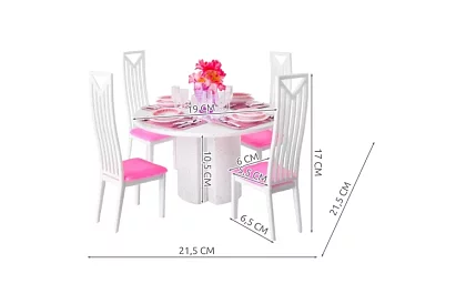 Mobilier pentru casa de păpuși