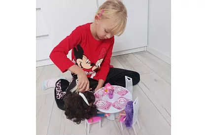 Mobilier pentru casa de păpuși