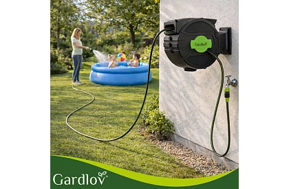 Rola de perete pentru furtun - tambur automat cu furtun de 20 m