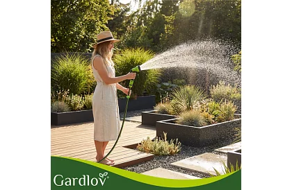 Rola de perete pentru furtun - tambur automat cu furtun de 30 m