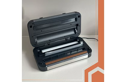 Masina de sudat folii cu vacuum si cutter - 95 kPa, 125 W