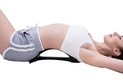 Saltea pentru întinderea spatelui cu puncte de acupresiune