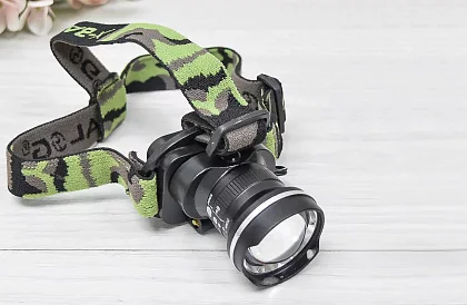 LED lanternă reîncărcabilă BL6807 – ZOOM CREE LED 500 lm