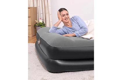 Saltea gonflabilă cu pompă încorporată și perne 203 × 152 × 46 cm – B67403