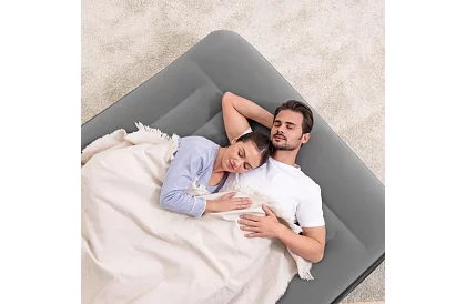 Saltea gonflabilă cu pompă încorporată și perne 203 × 152 × 46 cm – B67403