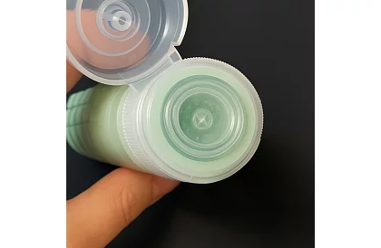 Sticle de călătorie pentru avion pentru cosmetice + necesar cosmetic - set pentru avion