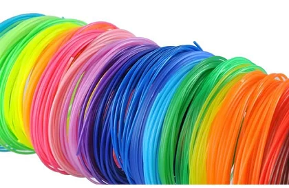 Filamente PLA pentru pixuri 3D 30 × 5 m – set de 30 de culori, inclusiv luminoase