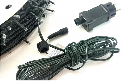 Instalaţie de iluminat e Crăciun cu LED - O instalaţie luminoasă de efect - 100 metri