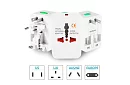 Adaptor universal internațional pentru călători