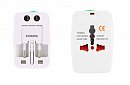 Adaptor universal internațional pentru călători