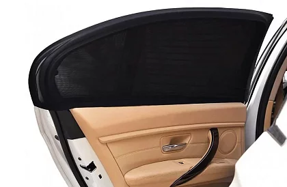 Parasolare universale pentru geamurile laterale ale mașinii