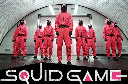 Squid Game - Jocul calmarului - jucărie din pluș 35 cm
