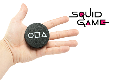 Squid Game – Joc de zaruri GONGGI în cutie rotundă